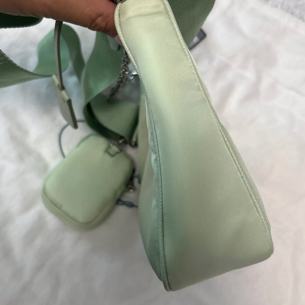 PRADA Saffiano Lux Re-Edition 2005 Shoulder Bag in Acqua - Picture 5 of 12